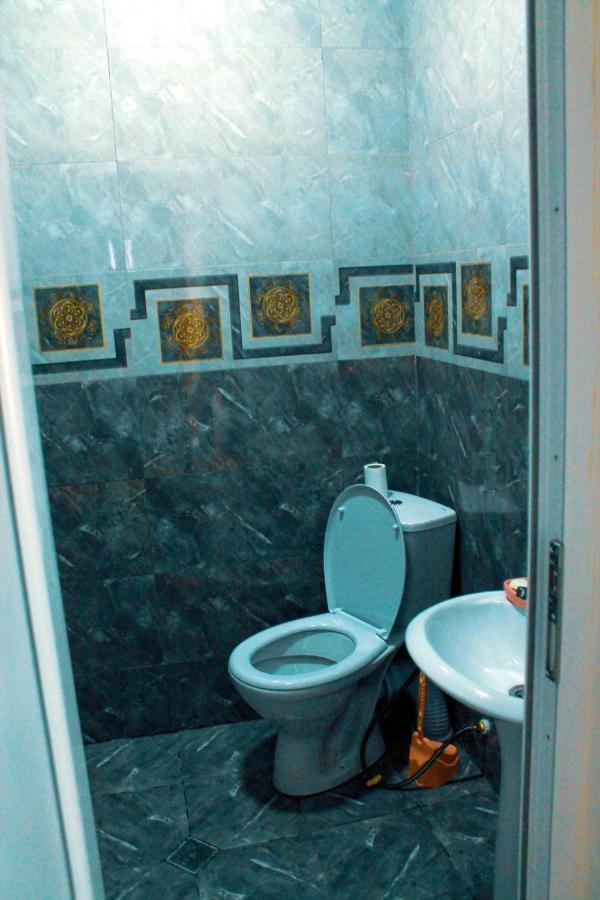 Tete Guest House 巴统 外观 照片