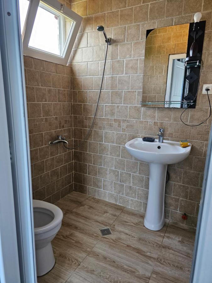 Tete Guest House 巴统 外观 照片